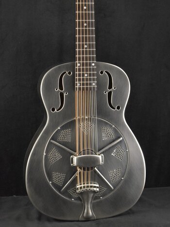 National National NRP Steel 14-Fret Resonator Rubbed Finish with Sieve Hole Coverplate