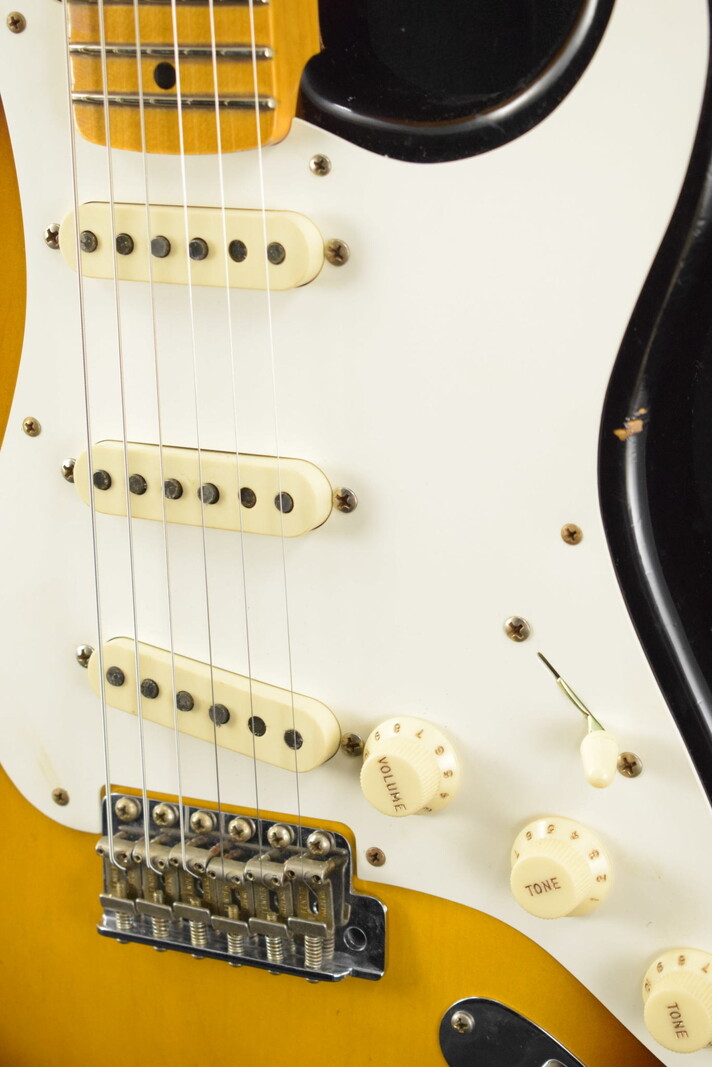 Fender Fender Limited Edition '57 Stratocster Relic Wide Fade 2-Color Sunburst