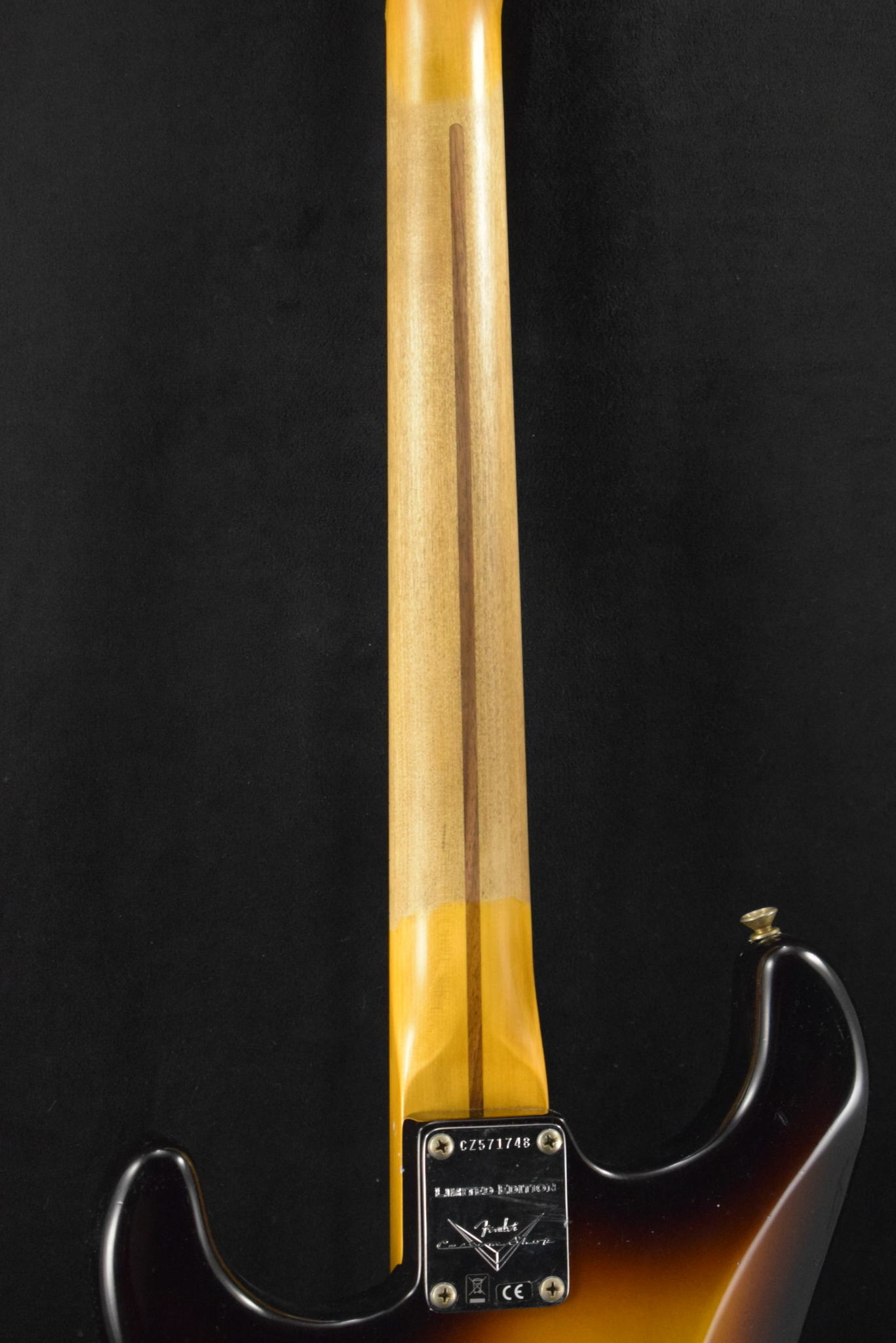 Fender Fender Limited Edition '57 Stratocster Relic Wide Fade 2-Color Sunburst