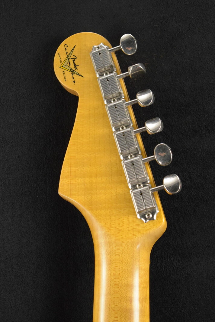 Fender Fender Limited Edition '64 Stratocaster Journeyman Relic - Aged Burgundy Mist Metallic