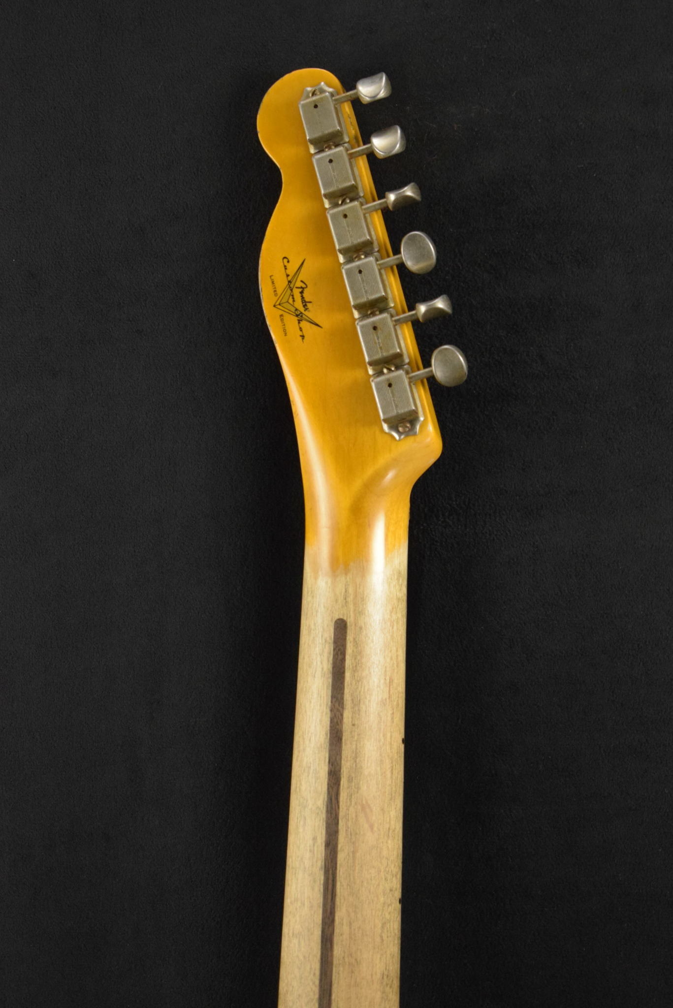 Fender Fender Limited Edition HS Blackguard Tele Heavy Relic - Aged Butterscotch Blonde