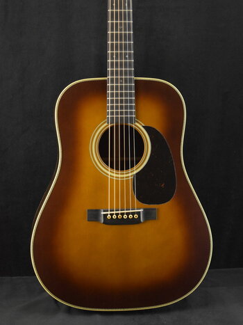 Martin Martin Custom Shop D-28 Authentic 1937 Stage 1 Aging Ambertone