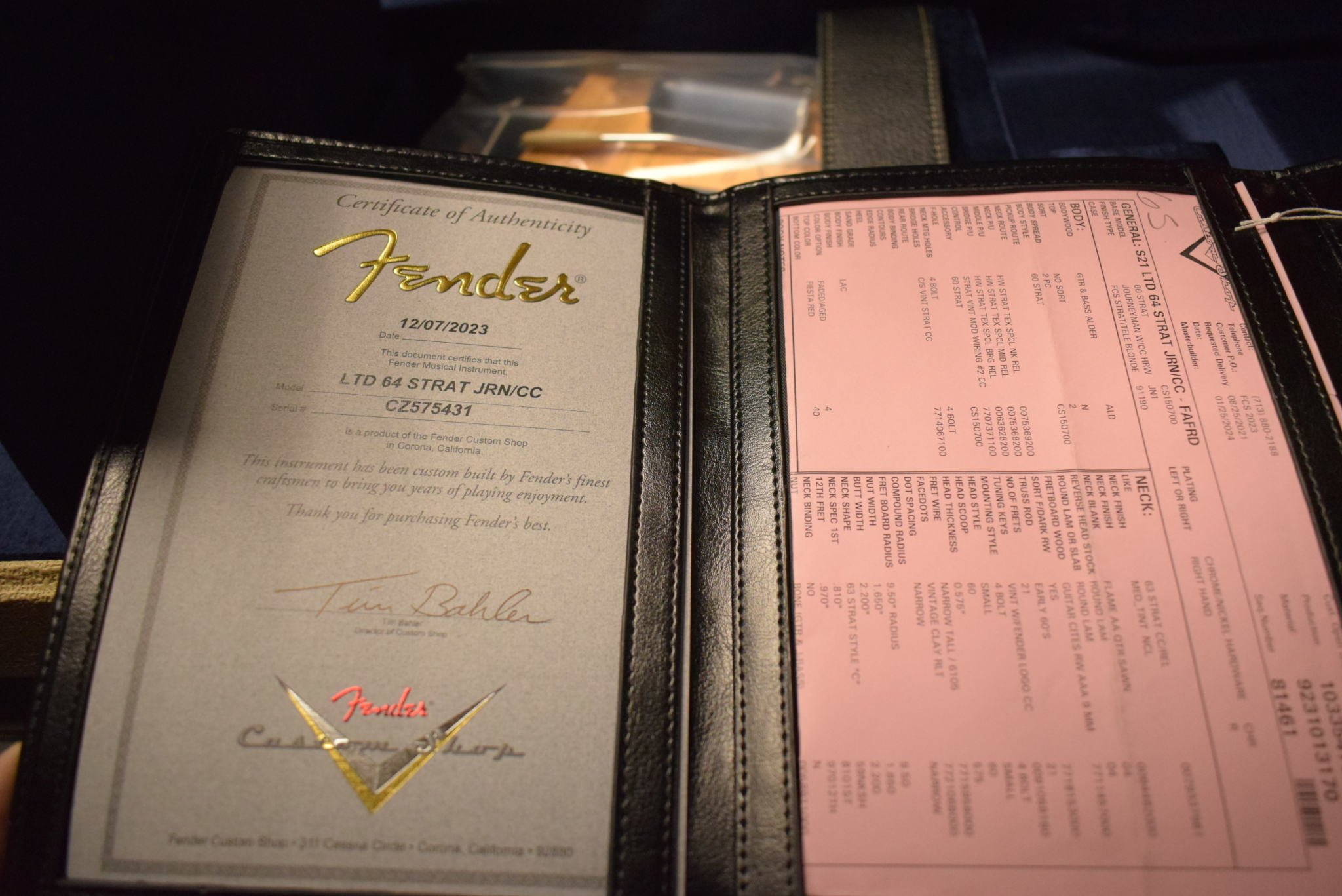 Fender Fender '64 Stratocaster Journeyman Relic w/Closet Classic Hardware - Faded Aged Fiesta Red