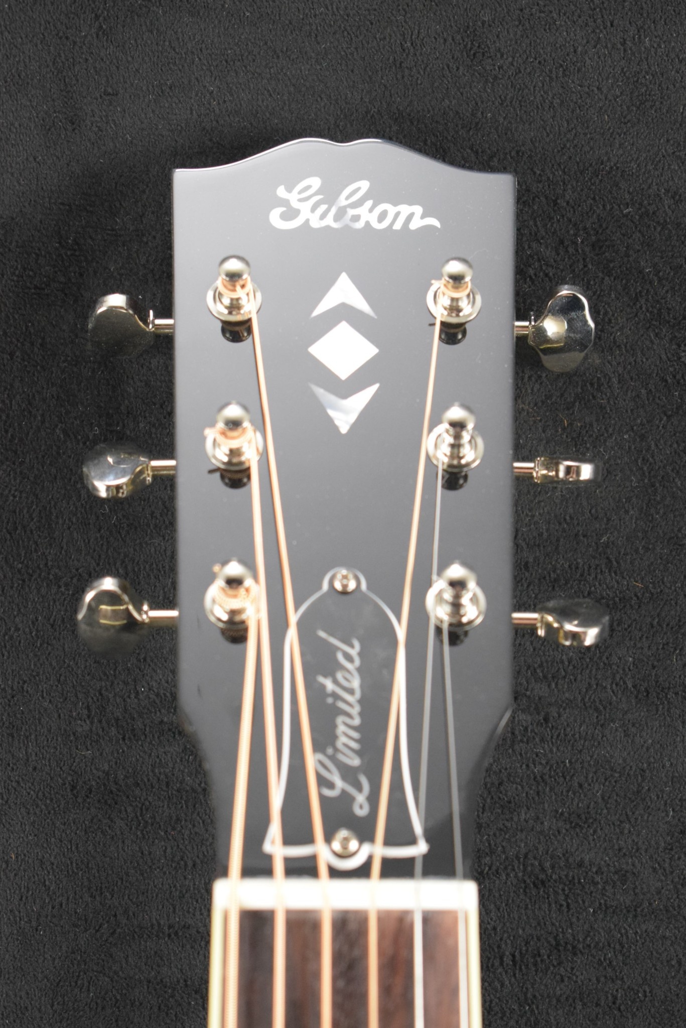 Gibson Gibson Custom Shop Advanced Jumbo Adirondack Red Spruce Top Vintage Sunburst Fuller's Exclusive