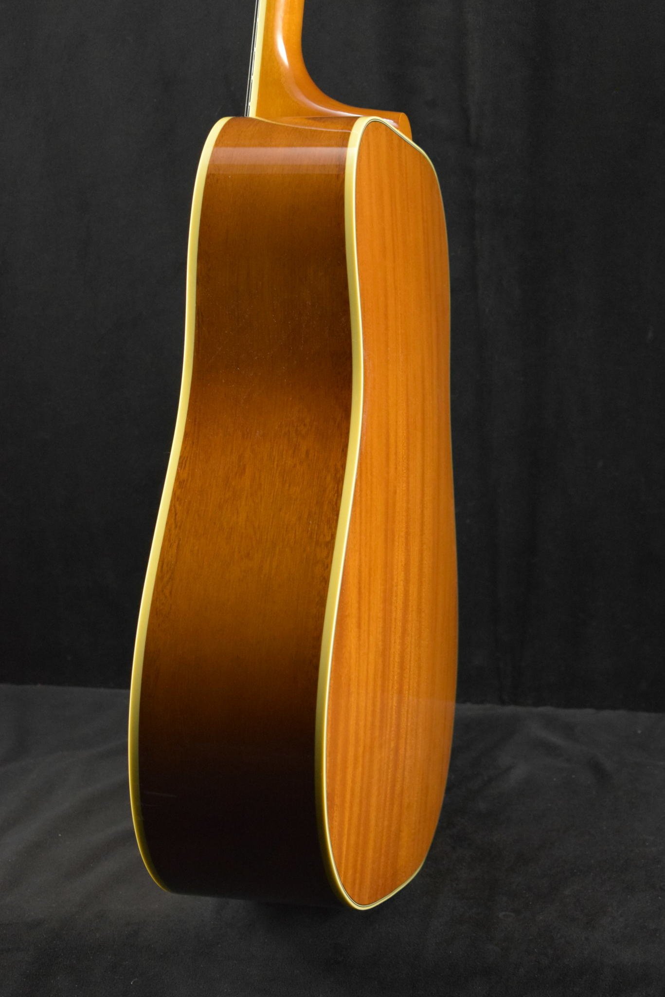 Gibson Gibson Hummingbird Original Heritage Cherry Sunburst