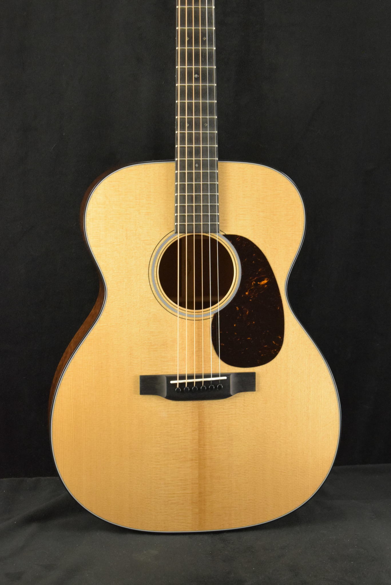 Martin Martin Custom Shop 000 Sitka Spruce VTS Quilted Pommele Sapele Natural