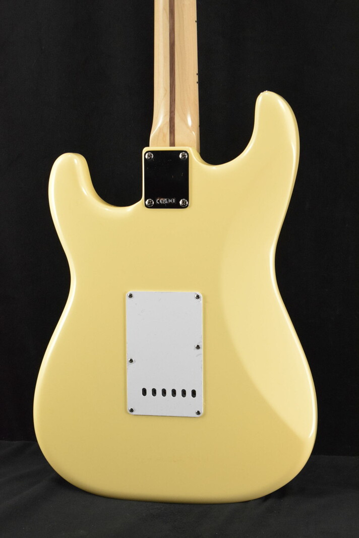 Fender Fender Yngwie Malmsteen Stratocaster Vintage White Scalloped Rosewood Fingerboard