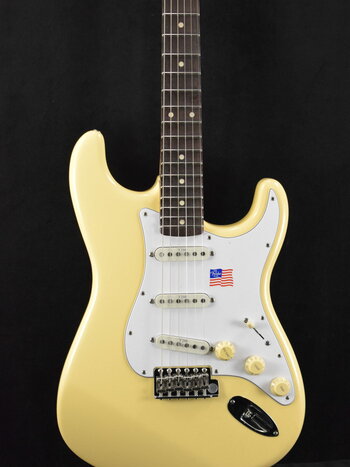 Fender Fender Yngwie Malmsteen Stratocaster Vintage White Scalloped Rosewood Fingerboard