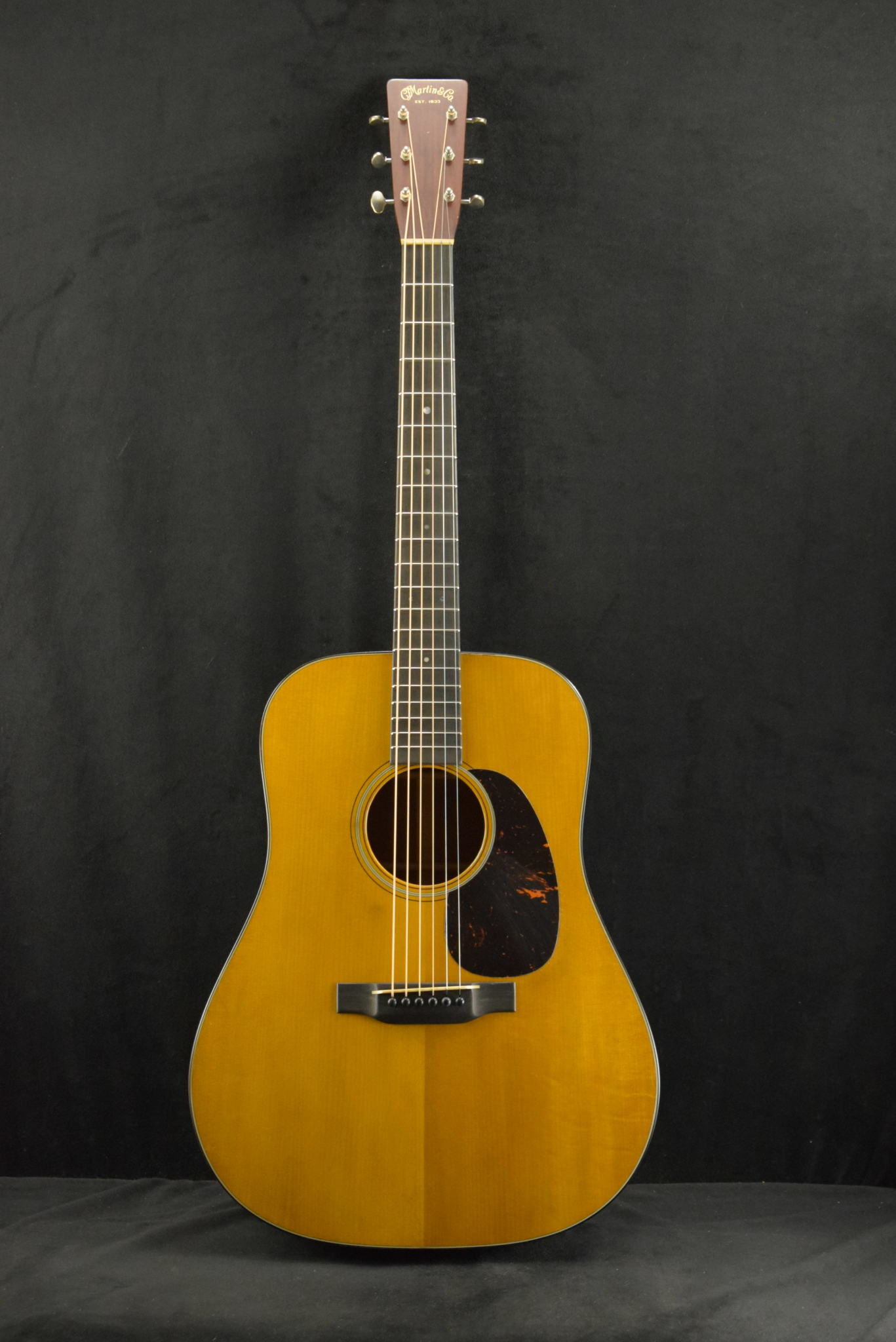 Martin Martin Custom Shop D-18 Authentic 1937 VTS Aged Natural