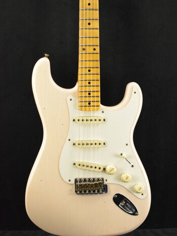 Fender Fender '56 Strat Journeyman Relic  - Super Faded Aged Shell Pink - "Tomatillo" Pickups