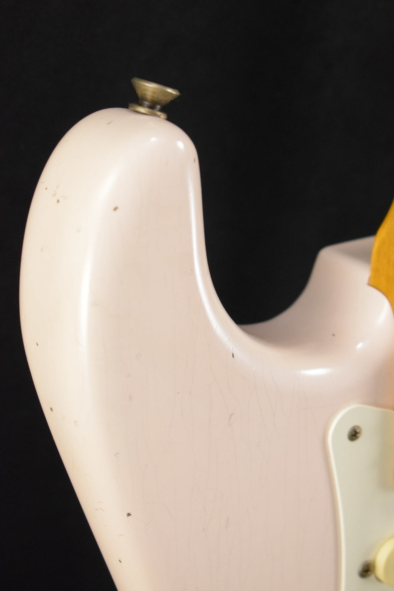 Fender Fender '56 Strat Journeyman Relic  - Super Faded Aged Shell Pink - "Bone-Tone" Pickups