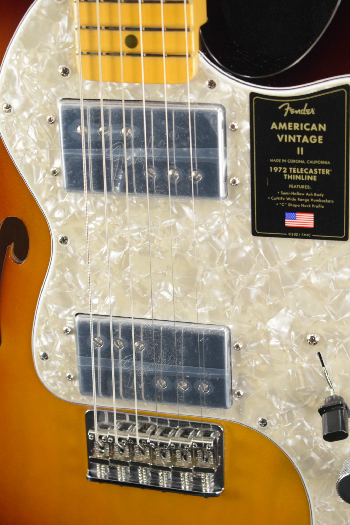 Fender Fender American Vintage II 1972 Telecaster Thinline 3-Color Sunburst Maple Fingerboard