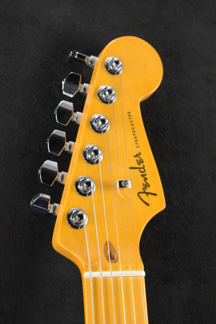Fender Fender American Ultra Stratocaster Cobra Blue Maple Fingerboard