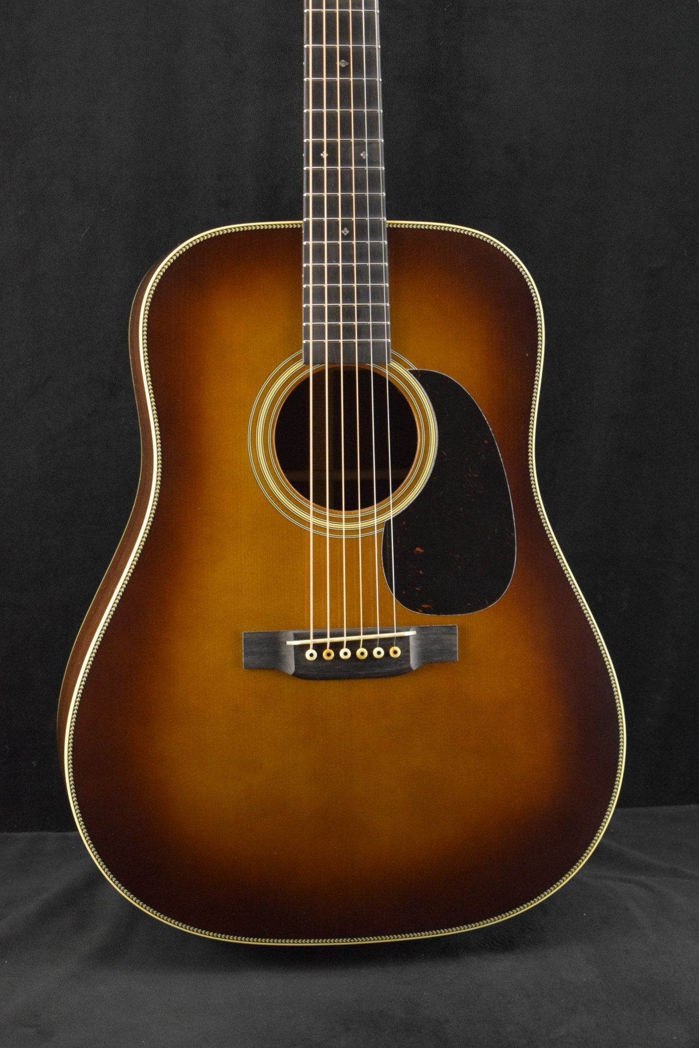 Martin Martin Custom Shop D-28 Authentic 1937 Stage 1 Aging Ambertone