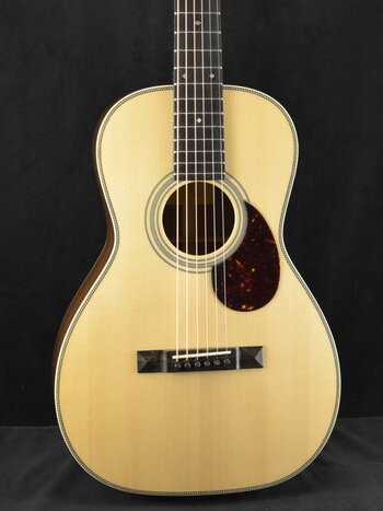 Acoustic Guitars Gibson Martin Taylor Collings Santa Cruz