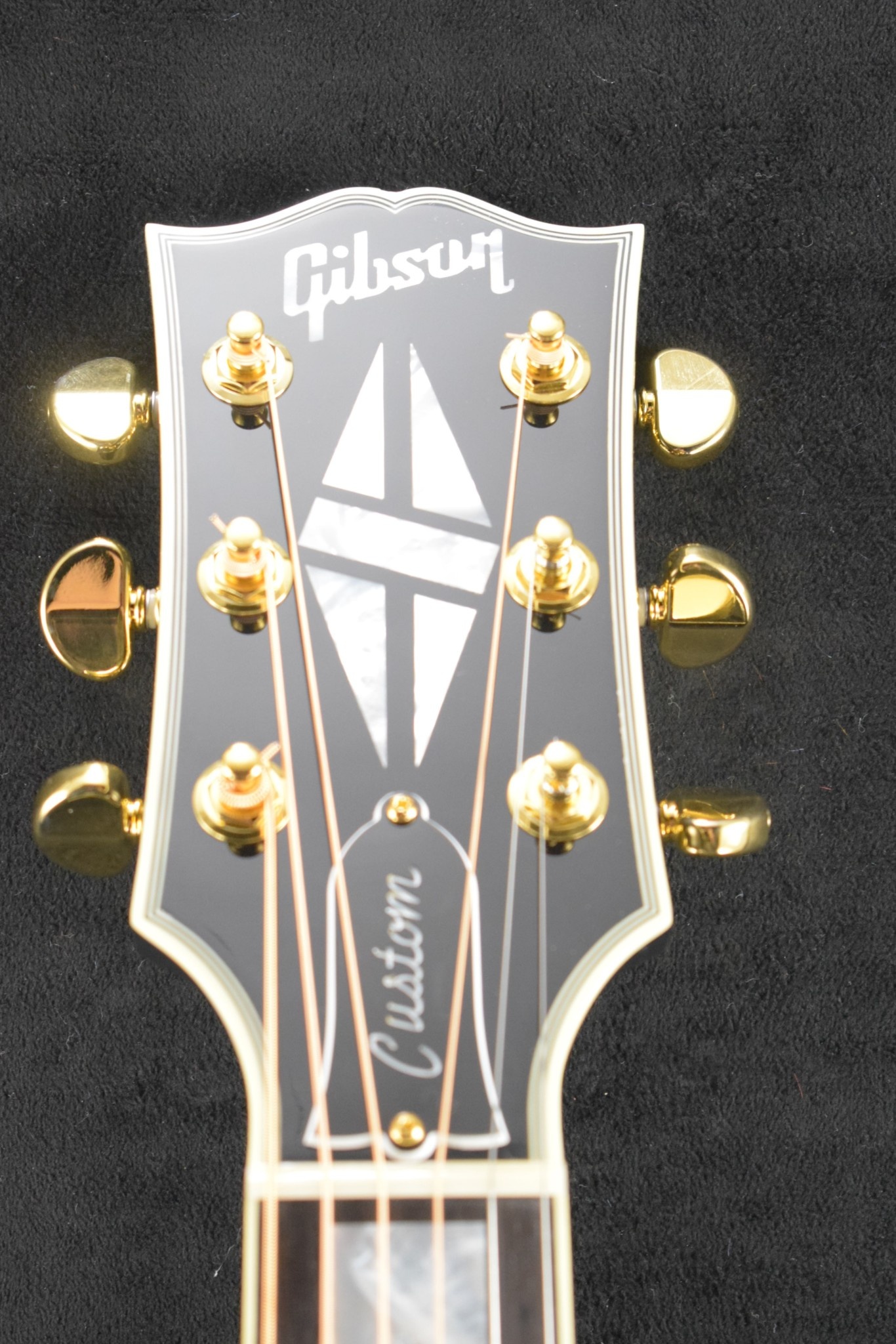 Gibson Gibson Acoustic Custom Shop Modern SJ-200 Custom Ebony
