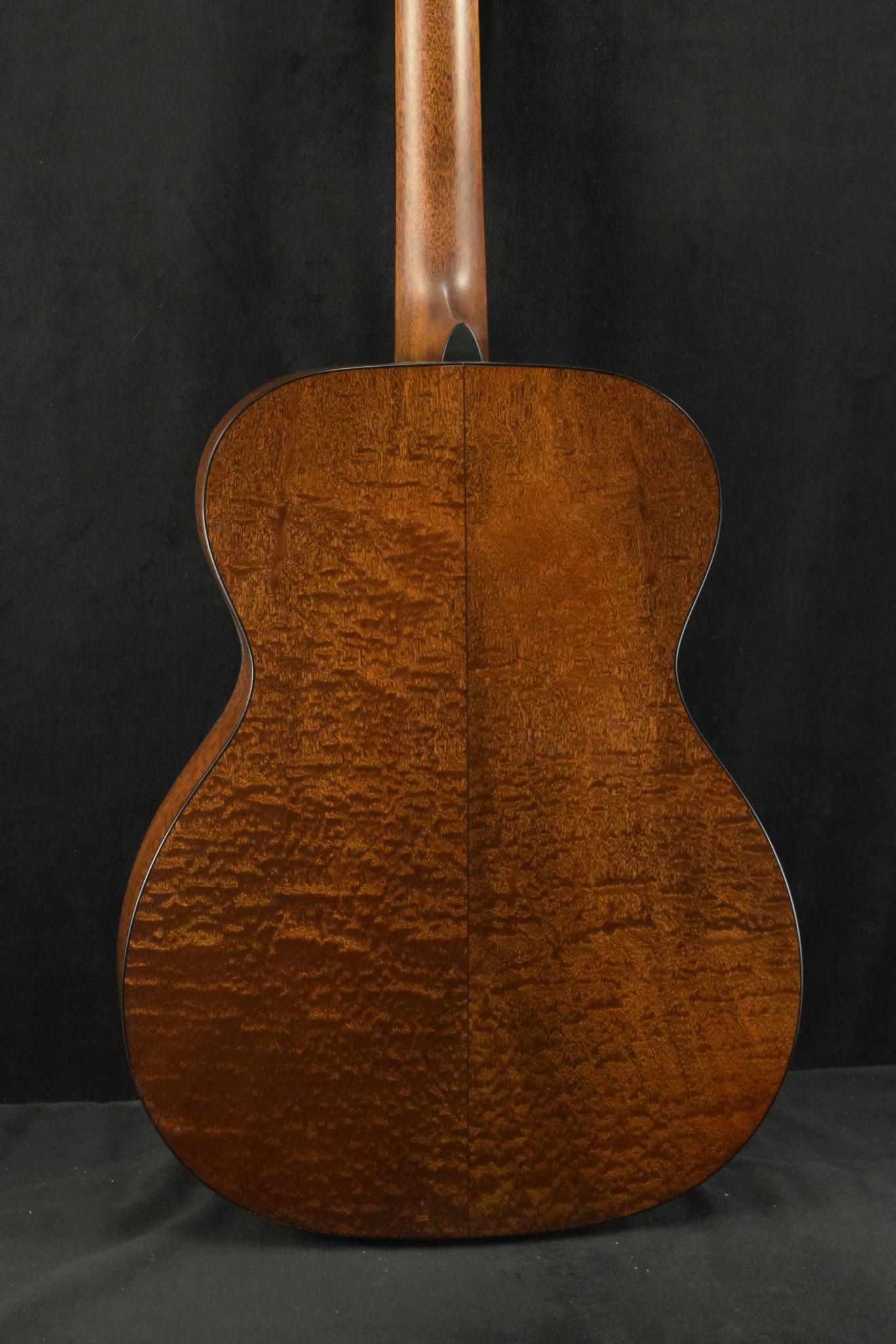 Martin Martin Custom Shop 000/OM Auditorium Quilted Pommele Sapele Sitka Spruce VTS Natural