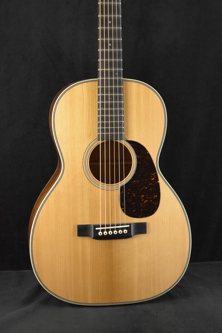 Martin Martin Custom Shop 00 Grand Concert 12-Fret Mahogany Adirondack Spruce VTS Natural