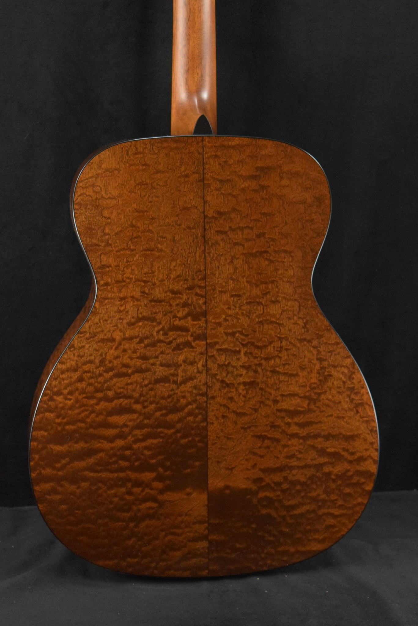 Martin Martin Custom Shop M/0000 Grand Auditorium Quilted Pommele Sapele Sitka Spruce VTS Natural