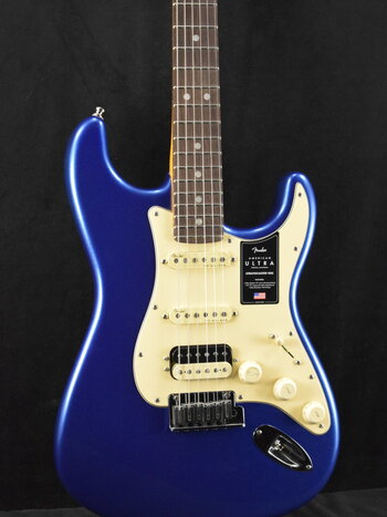 Fender Fender American Ultra Stratocaster HSS Cobra Blue Rosewood Fingerboard