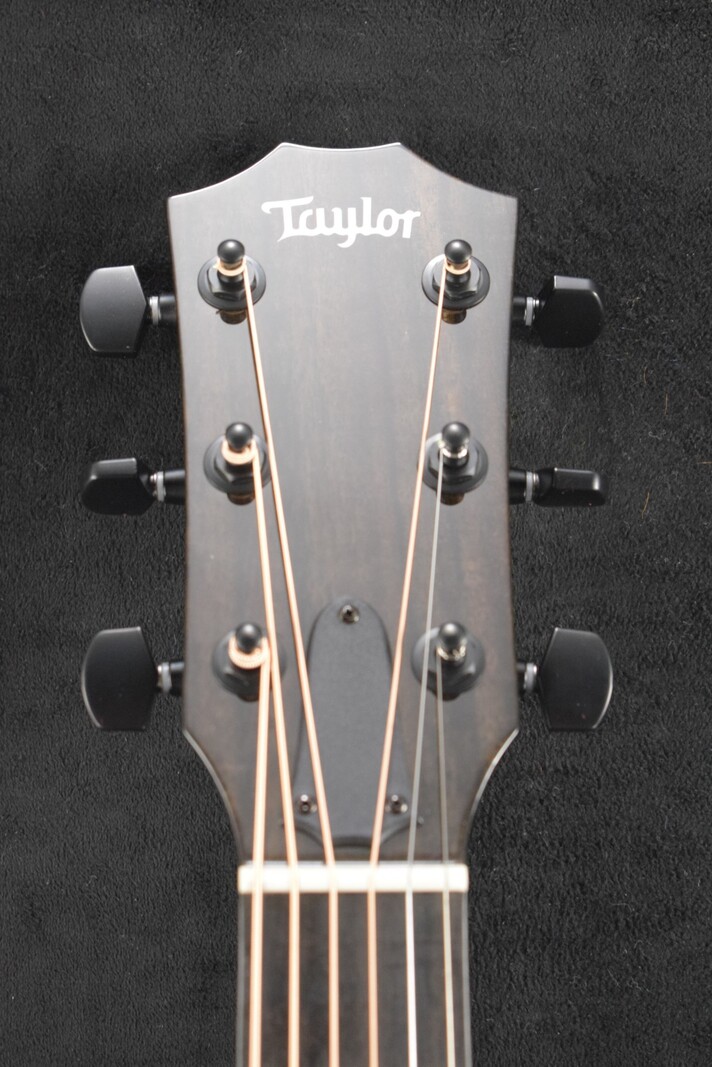 Taylor Taylor 217e-BLK Plus Grand Pacific Acoustic-Electric Black