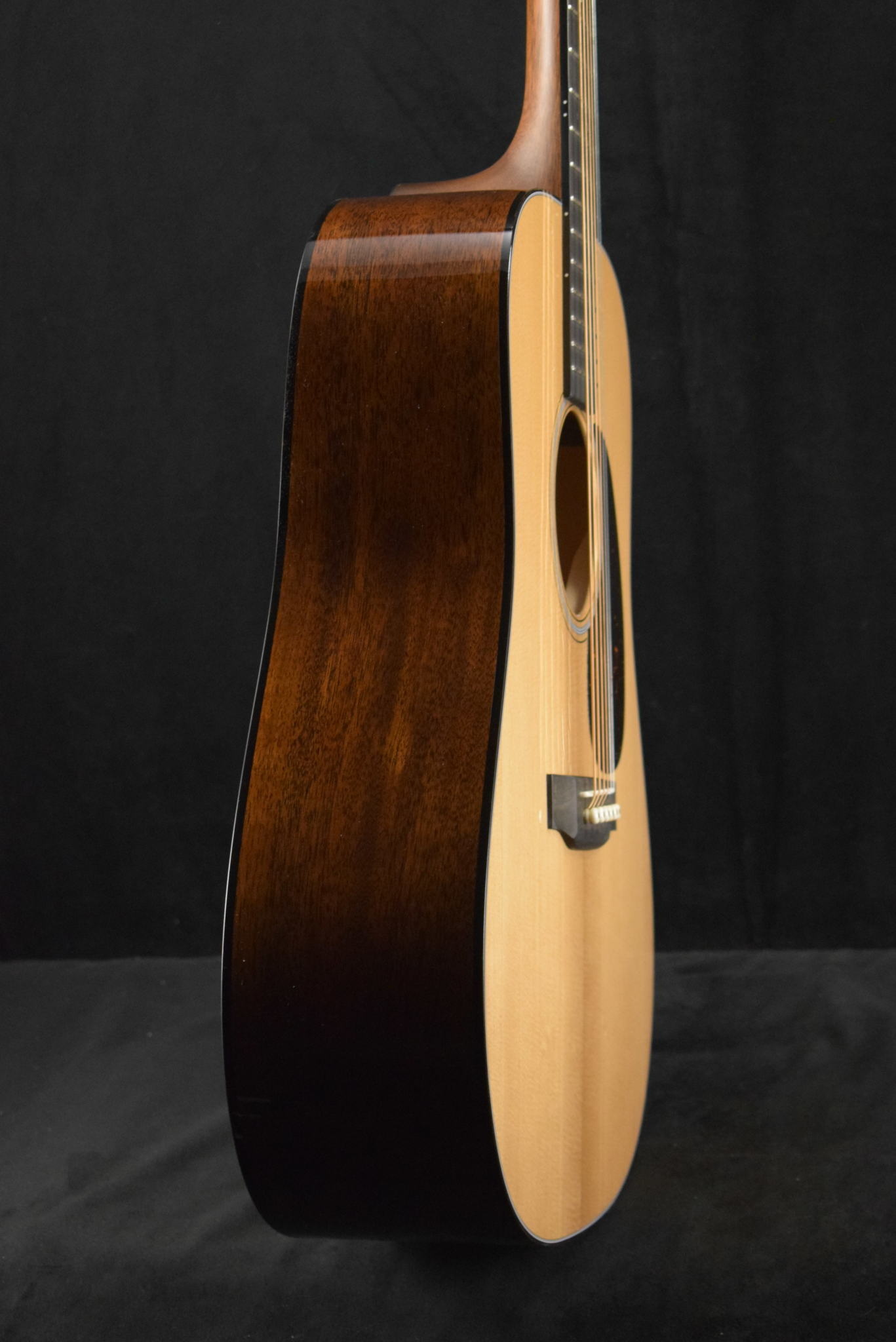 Martin Martin Custom Shop Dreadnought Mahogany Adirondack Spruce VTS Natural