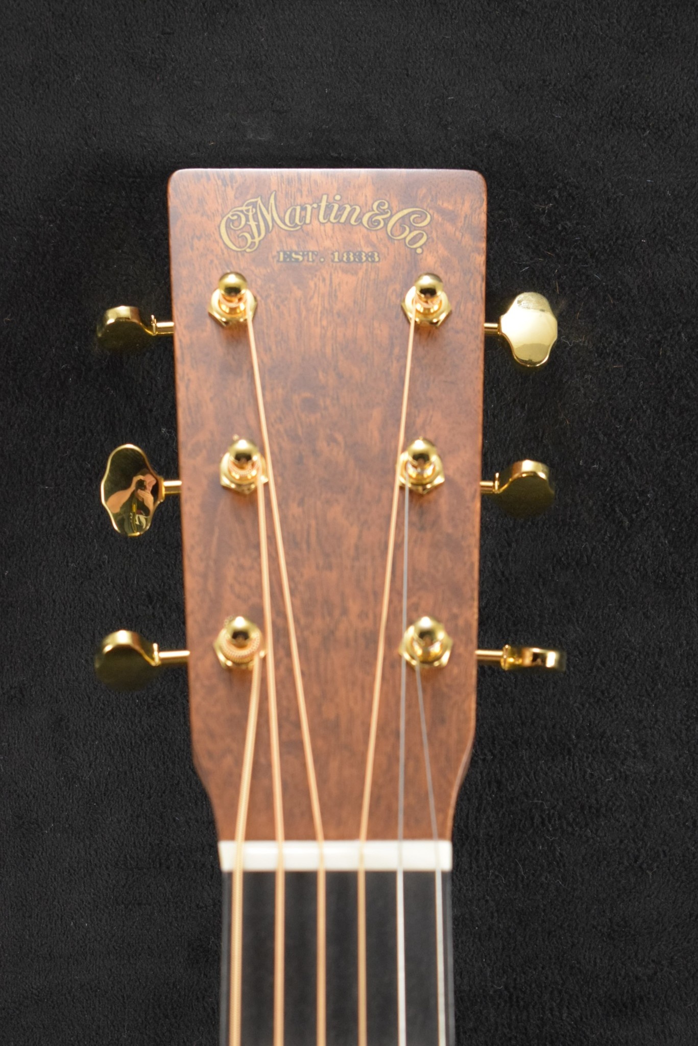 Martin Martin Custom Shop 000/OM Auditorium Quilted Pommele Sapele Sitka Spruce VTS Natural