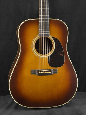 Martin Martin Custom Shop D-28 Authentic 1937 Stage 1 Aging Ambertone