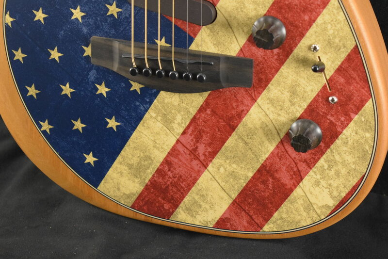 Fender Fender Limited Edition American Acoustasonic Stratocaster USA Flag