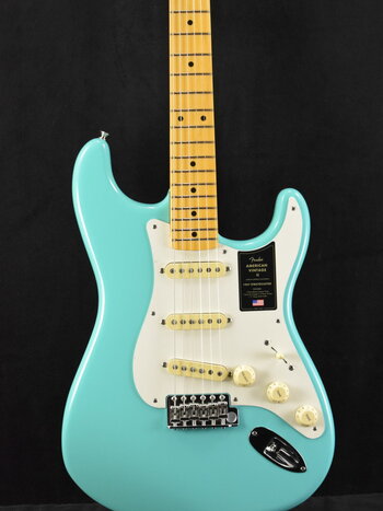 Fender Fender American Vintage II 1957 Stratocaster Sea Foam Green Maple Fingerboard