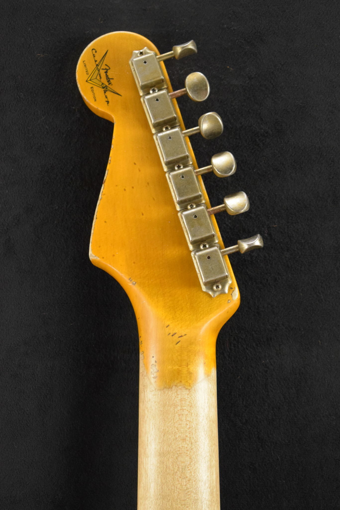 Fender Fender Limited Edition '60 Dual-Mag II Stratocaster Super Heavy Relic - Aged Vintage White