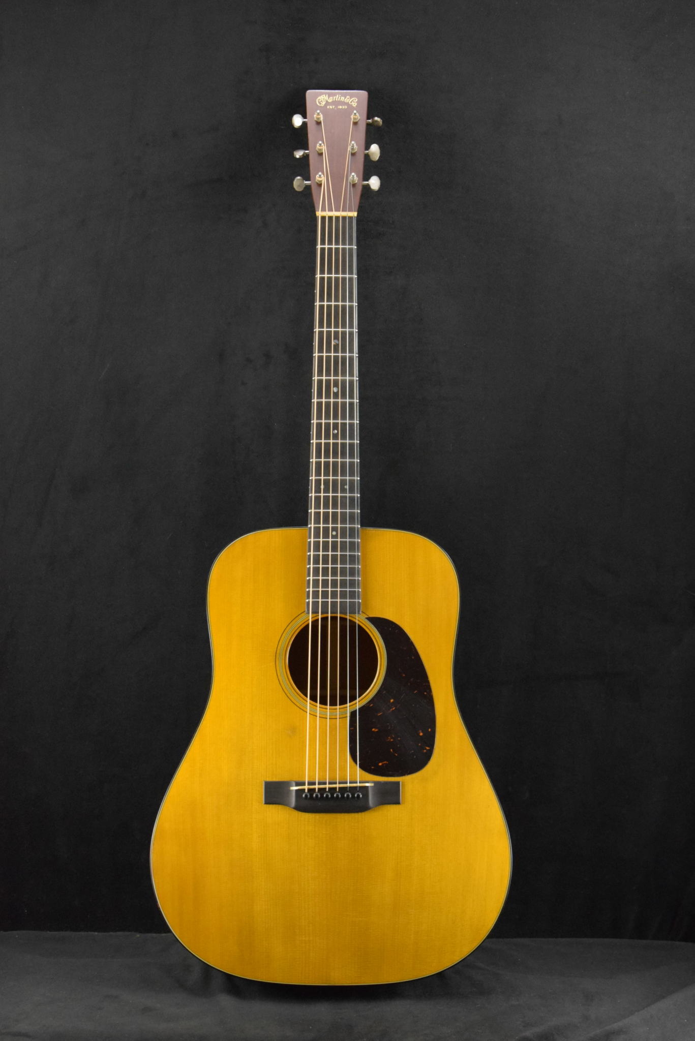 美品　Martin D-18V Martin Vintage Series D-18V 1996 - 2011 | Reverb
