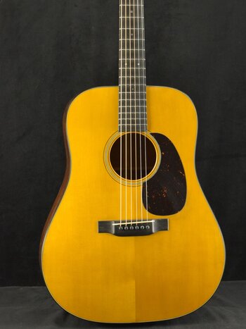 Martin Martin Custom Shop D-18 Authentic 1937 VTS Aged Natural