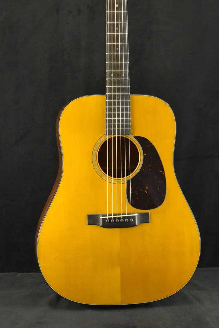 Martin Martin Custom Shop D-18 Authentic 1937 VTS Aged Natural