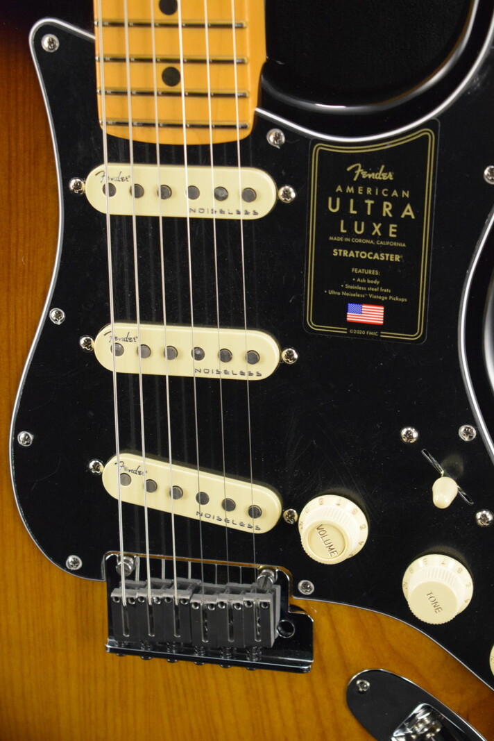 Fender Fender American Ultra Luxe Stratocaster 2-Color Sunburst Maple Fingerboard