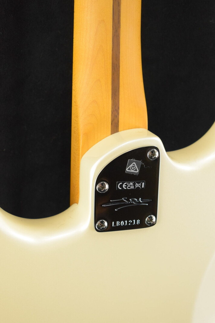 Fender Fender Lincoln Brewster Stratocaster Olympic Pearl Maple Fingerboard