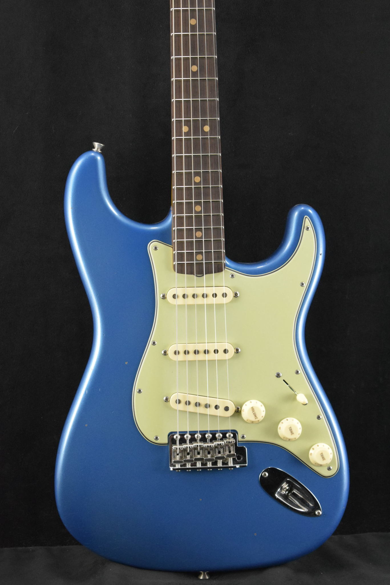 Fender Ltd Edition '63 Strat - Journeyman Relic w/Closet Fender Ltd Edition '63 Strat - Journeyman Relic w/Closet