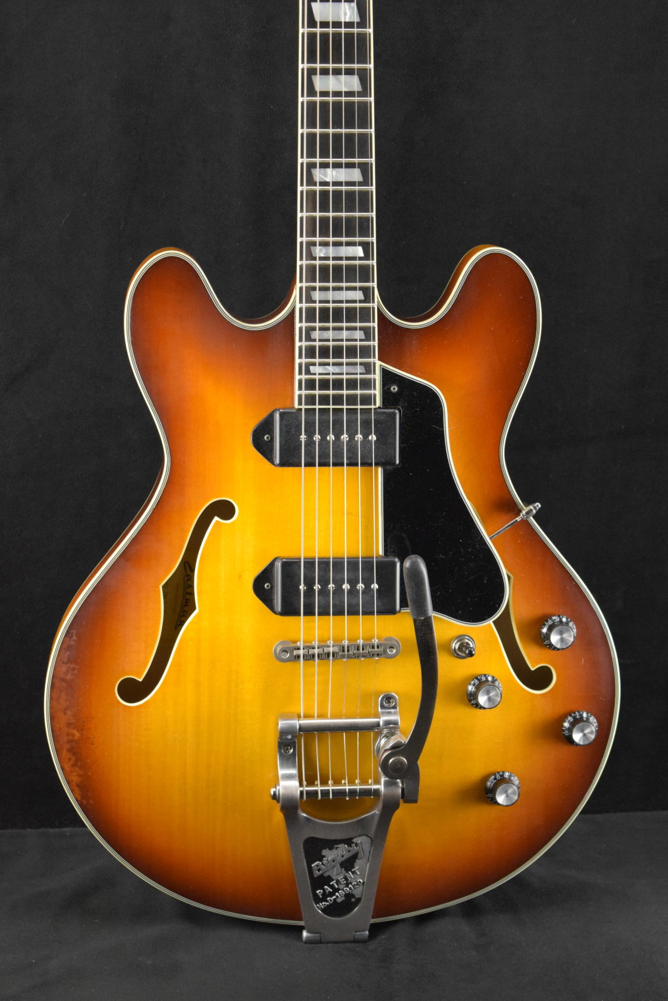 Eastman Eastman T64/V-GB Thinline Bigsby Antique Varnish Gold Burst