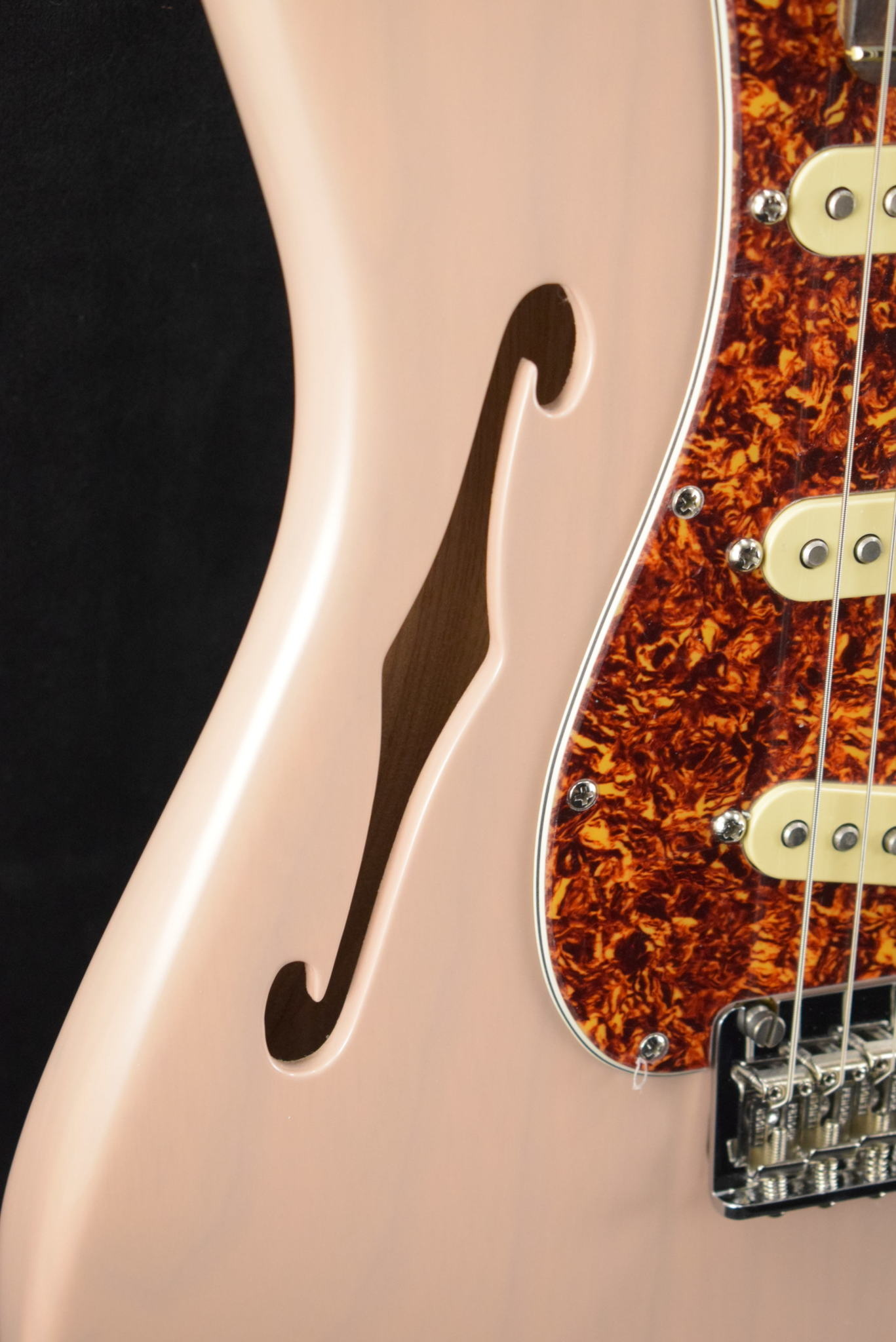 Fender Fender American Professional II Stratocaster Thinline Transparent Shell Pink Rosewood Fingerboard