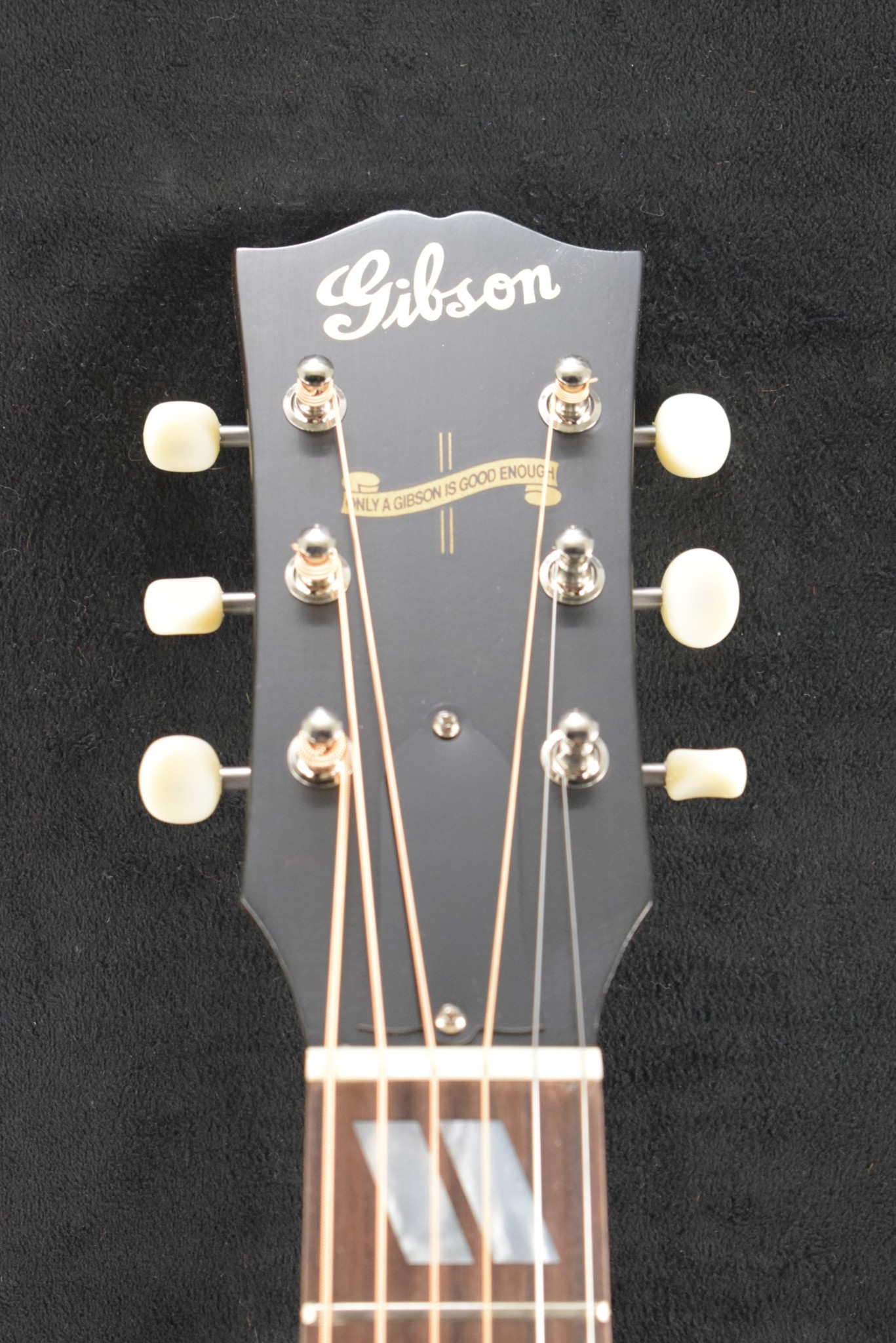 Gibson Gibson Custom Shop 1942 Banner Southern Jumbo Vintage Sunburst