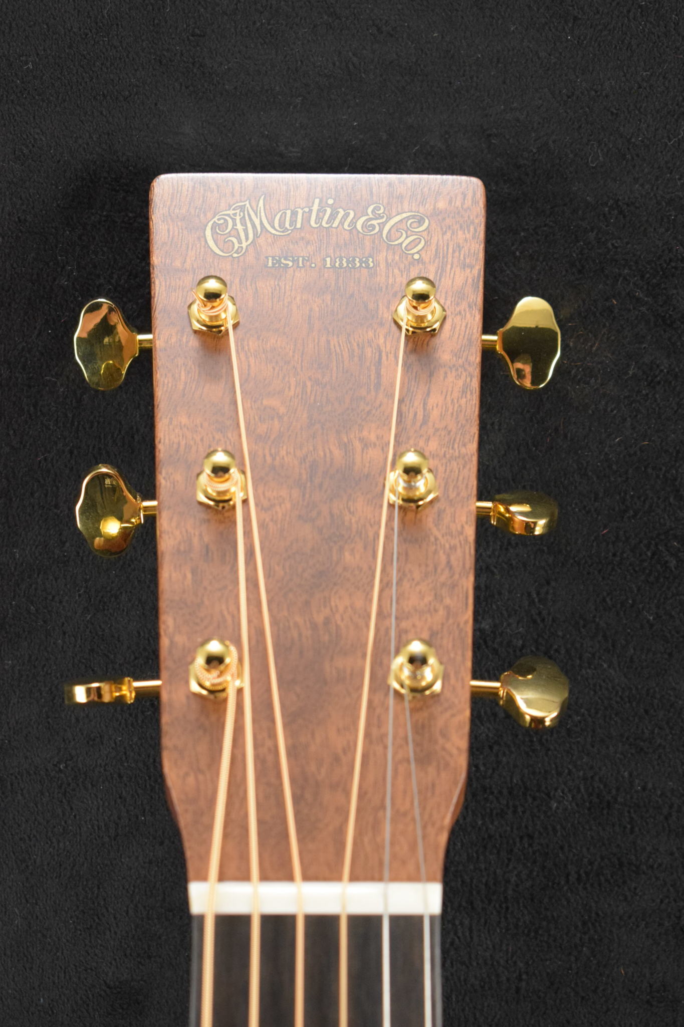 Martin Martin Custom Shop 000/OM Auditorium Quilted Pommele Sapele Sitka Spruce VTS Natural