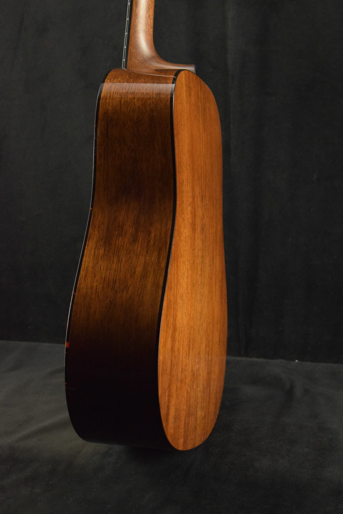 Martin Martin Custom Shop Dreadnought Mahogany Adirondack Spruce VTS Natural