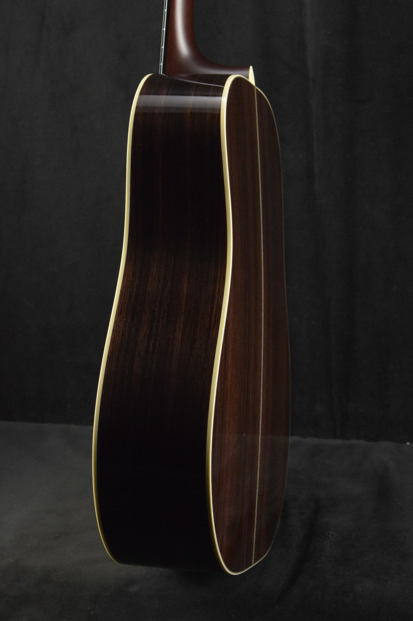 Santa Cruz Santa Cruz Brad Paisley Pre War Dreadnought Indian Rosewood/German Bearclaw