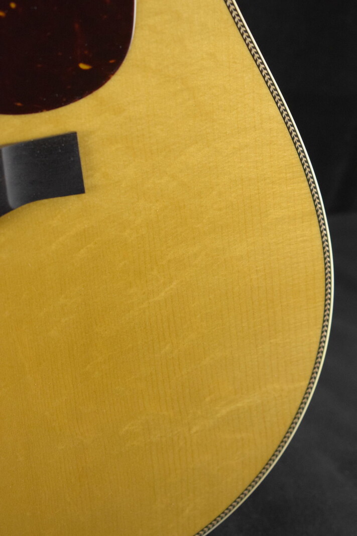 Santa Cruz Santa Cruz Brad Paisley Pre War Dreadnought Indian Rosewood/German Bearclaw