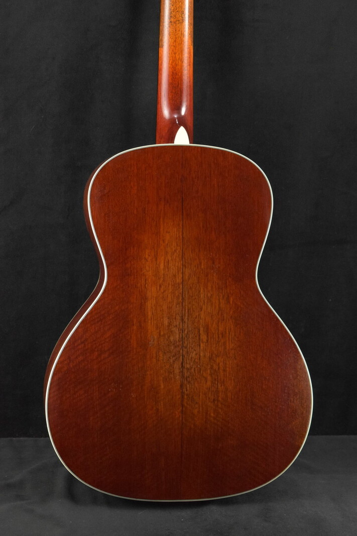 Eastman Eastman E10OOSS/V OO-Style Concert Slope Shoulder Antique Varnish