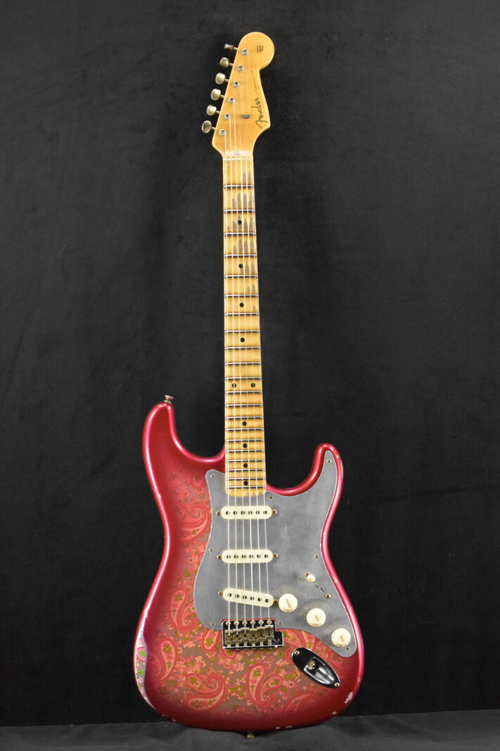 Fender Fender Custom Shop Limited Edition El Diablo Stratocaster Aged Pink Paisley Relic