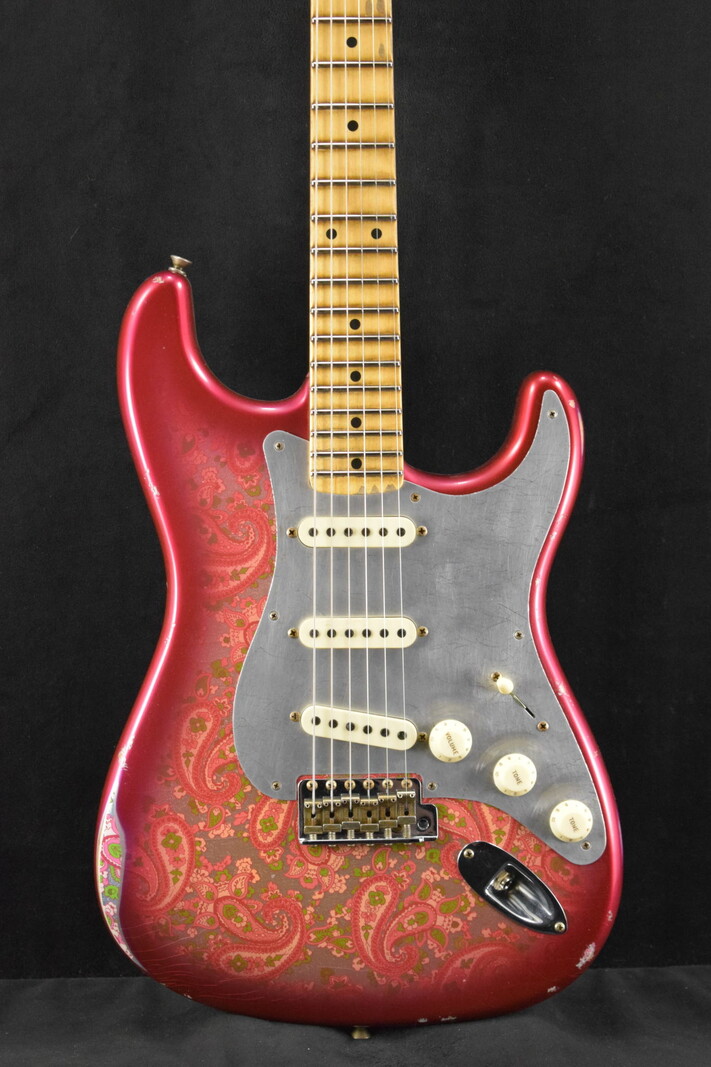 Fender Fender Custom Shop Limited Edition El Diablo Stratocaster Aged Pink Paisley Relic