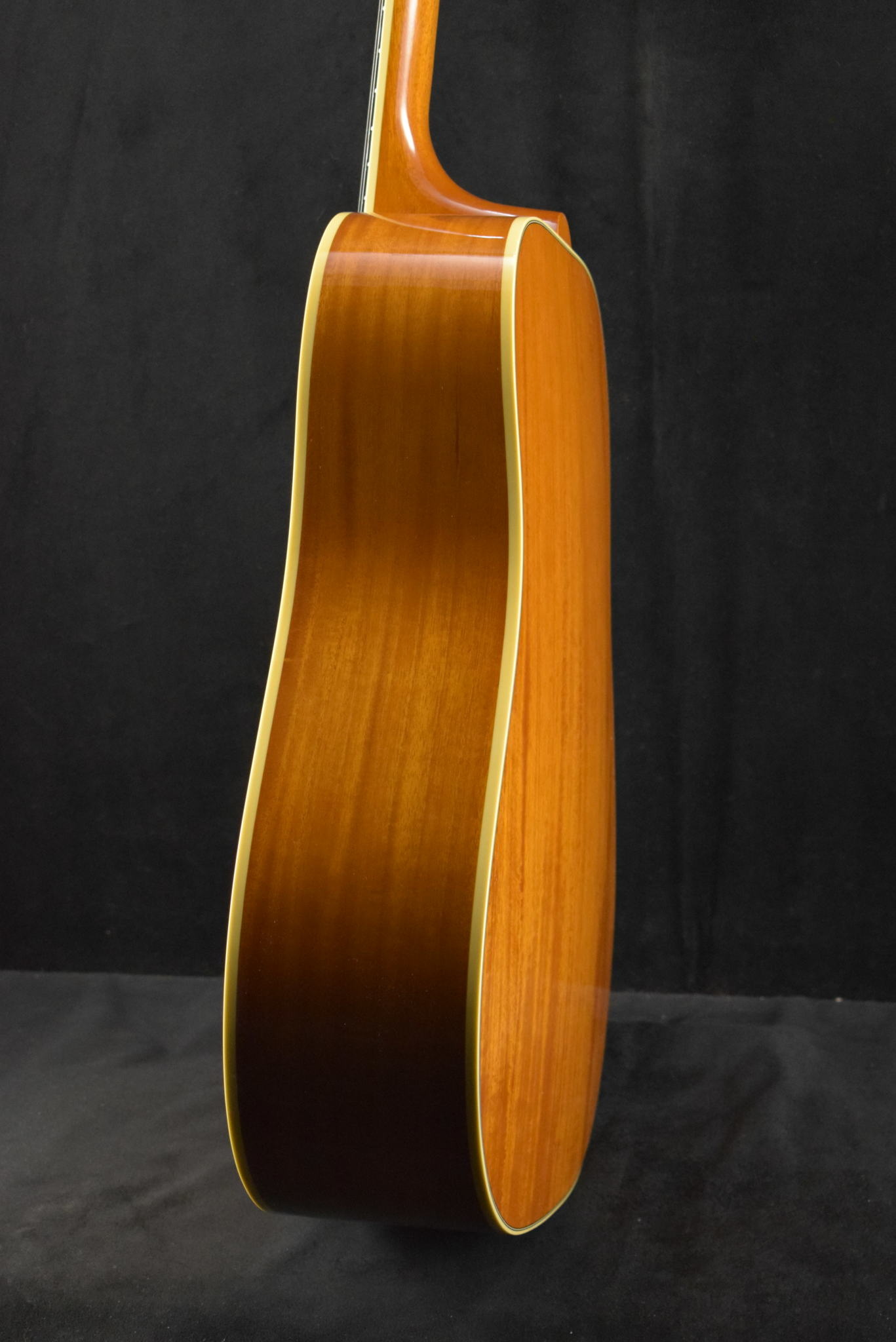 Gibson Gibson Hummingbird Original Heritage Cherry Sunburst