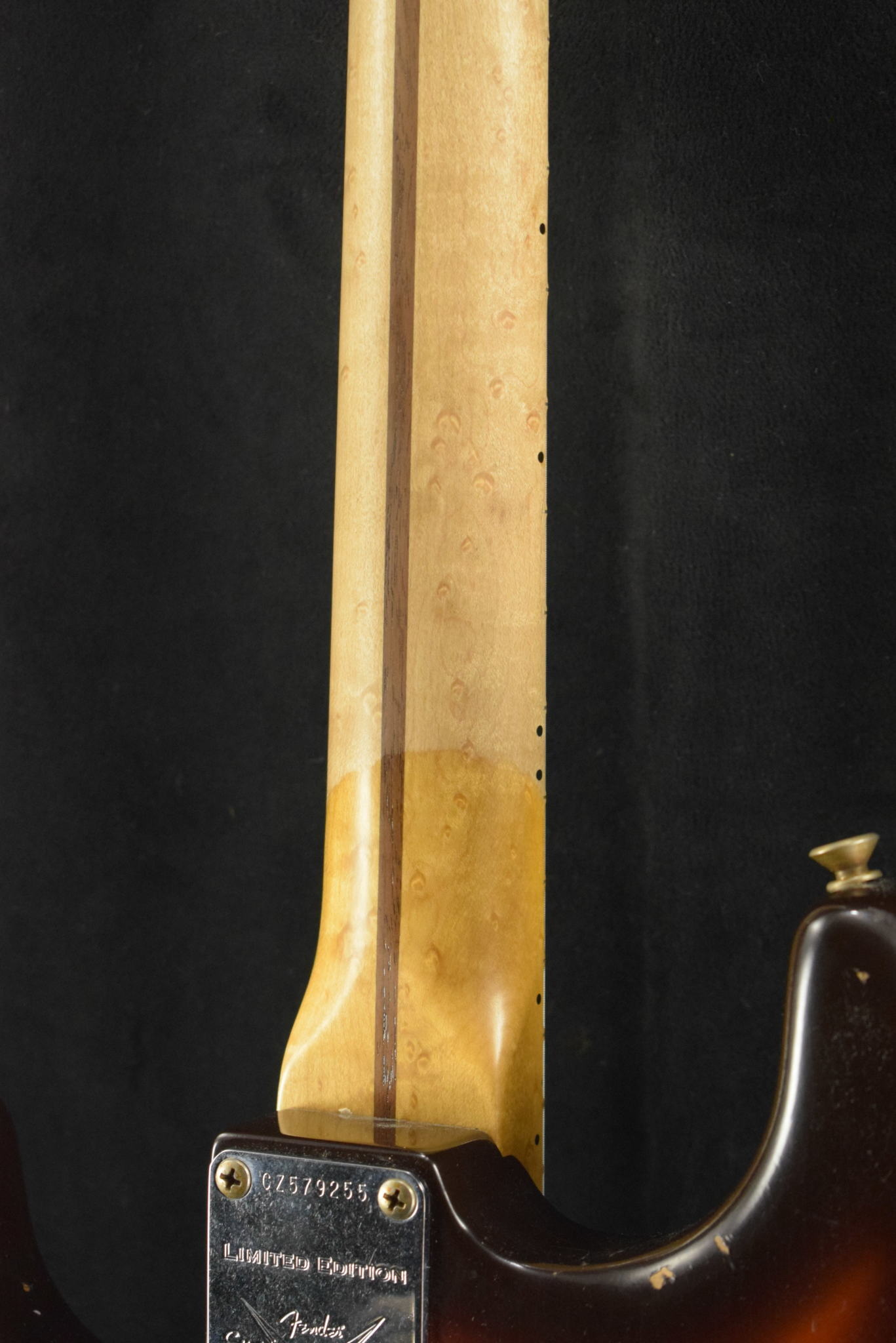 Fender Fender Tomatillo Stratocaster III Relic - Faded Aged Chocolate 2 Color Sunburst