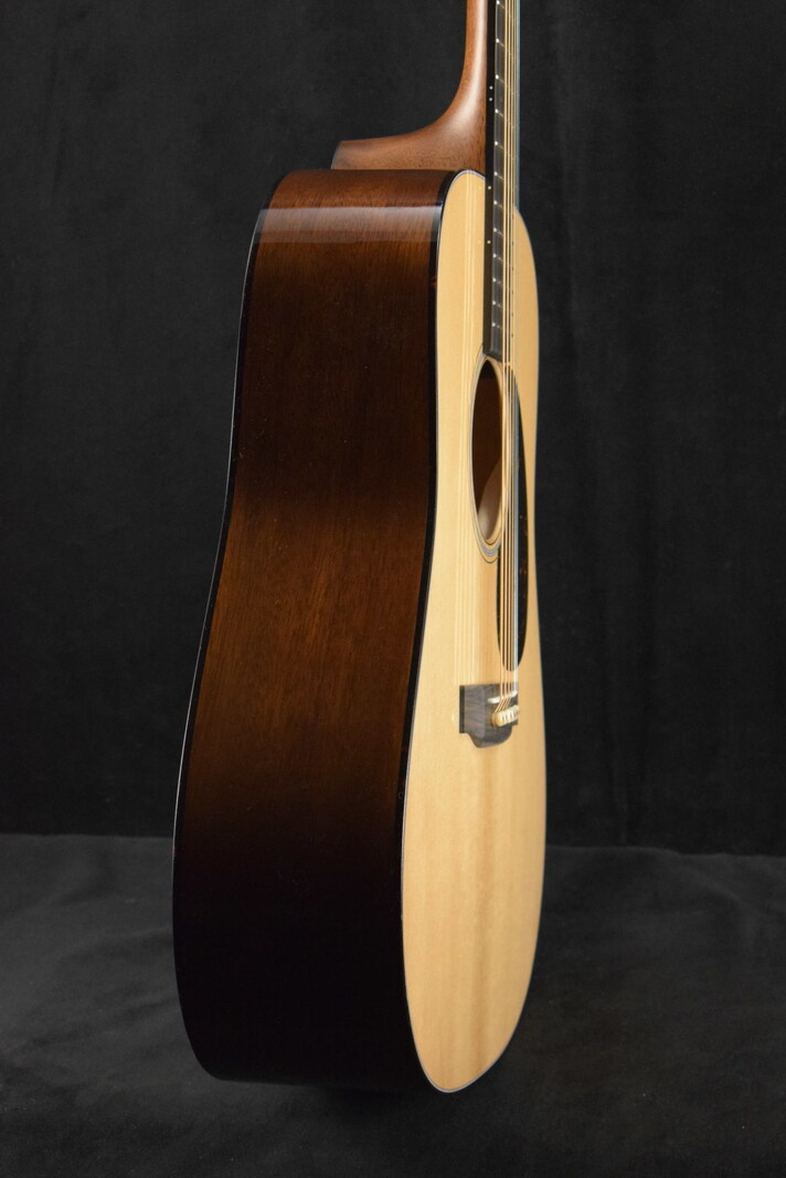 Martin Martin Custom Shop Dreadnought Mahogany Adirondack Spruce VTS Natural